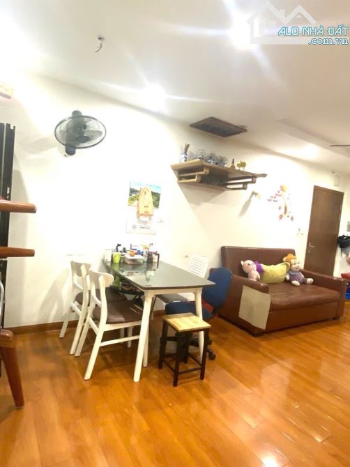 Bán căn hộ cao cấp Hateco Hoàng Mai, full nội thất, 2 ngủ, 60/65m², giá 3.6 tỷ - 4