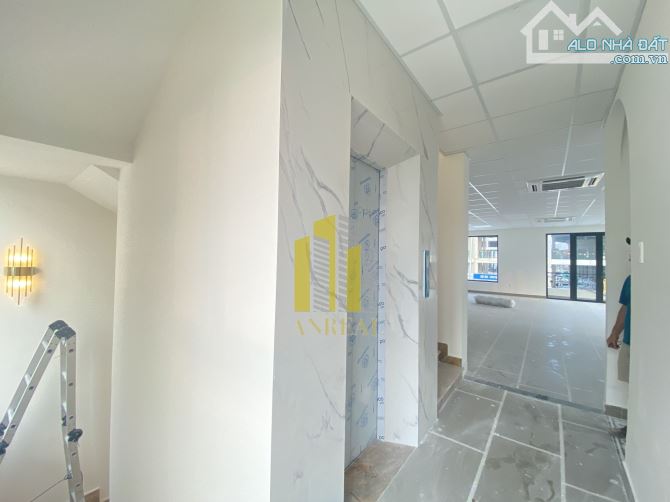 CHO THUÊ CĂN GÓC SÀN TRỐNG - CÓ THANG MÁY GIÁ 65 TRIỆU - 4