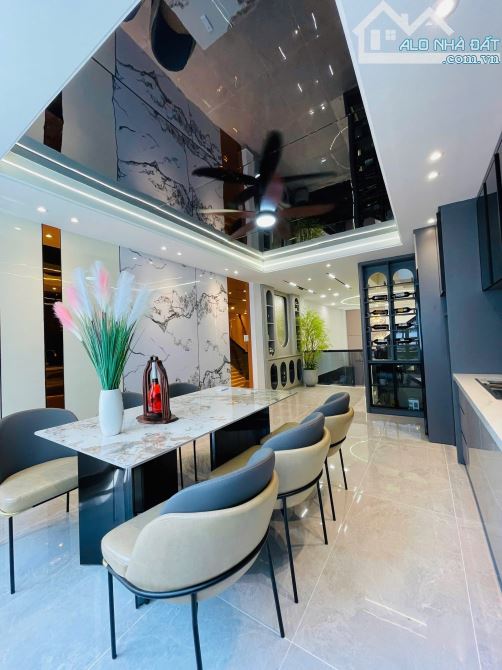 BÁN NHÀ ĐẸP 1 SẸT PHẠM VĂN CHIÊU – GÒ VẤP – GARA Ô TÔ – FULL NỘI THẤT – 8 TỶ NHỈnh - 4
