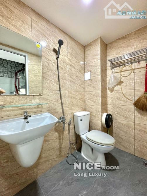 Cho thuê 48 Ung Văn Khiêm, P25, Q.Bình Thạnh - DT 4.2x10m, 4TẦNG, 5PN/4WC - GIÁ 22tr TL - 4