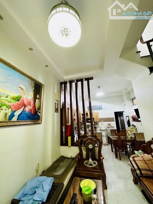 BÁN NHÀ ĐẸP HXH ĐỖ CỬA TRẦN THỊ TRỌNG – NỞ HẬU TÀI LỘC – 3 TẦNG – 4PN – NHỈNH 6 TỶ - 4