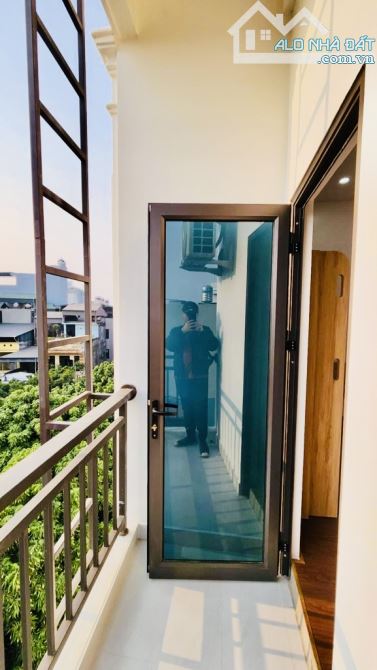 BÁN TÒA CCMN TRUNG TÂM - NGÕ NÔNG - GẦN Ô TÔ – FULL NỘI THẤT, 110M x 6T. GÍA CHỈ 18.75 TỶ - 4