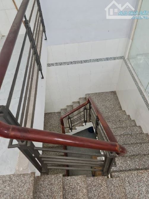 Bán nhà hẻm xe tải gần Lê Văn Quới, BHHA, Bình Tân, 79m² (4.5 x 17.5) x 2 tầng, chỉ 4.93 t - 4