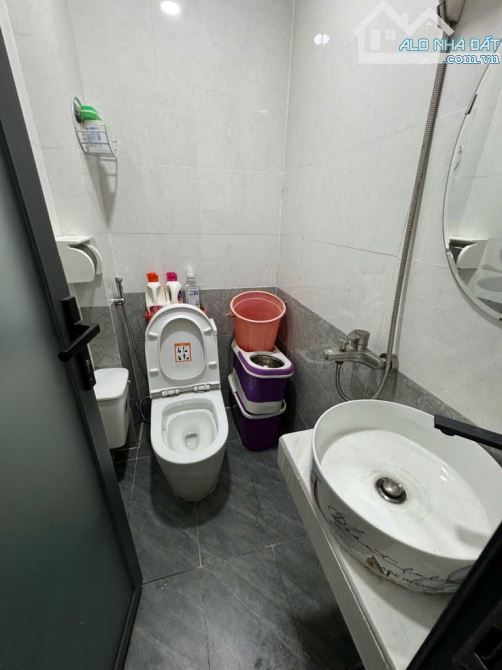 Bán nhà 4 tầng gần chợ Gò Xoài- giáp Tân Phú, tặng nội thất cao cấp- 56m2, chỉ nhỉnh 6 tỷ - 4
