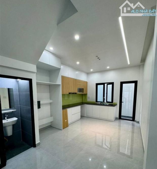 Bán nhà Dư Hàng, Trần Nguyên Hãn, Lê Chân, Hải Phòng. 3 tầng, 59m2, 3,3 tỷ. Ngang 3,5m, d2 - 4