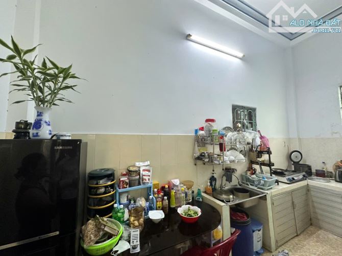 Nhân - Cực rẽ nhà mặt tiền Phạm Văn Đồng ngang 5m chỉ 6tỷ2 - 4