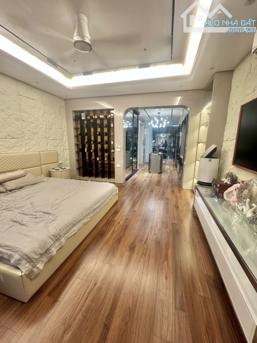 SIÊU PHẨM LÔ GÓC 7 TẦNG THANG MÁY –KHU VỰC HỒ ĐỀN LỪ– NỘI THẤT ĐẲNG CẤP – Ô TÔ NGỦ TRONG N - 4