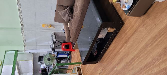 Nhà hẻm ngắn cách đường Hai Bà Trưng 50m, 3pn,2wc, bếp, phòng khách, 30m2 - 4