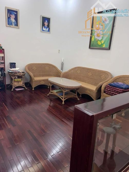 BÁN NHÀ 3 MÊ MẶT TIỀN LÊ ĐẠI HÀNH. DT: 4,2 x 18M. GIÁ: 8 TỶ 990 TRIỆU - 4