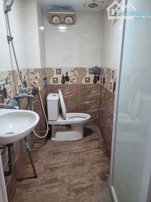 Cần bán nhà ngõ 55 Tứ Liên-Phường Tứ Liên-Tây Hồ-Hà Nội 31.8m2x4T, MT6.5m, giá 4.56 tỷ - 4