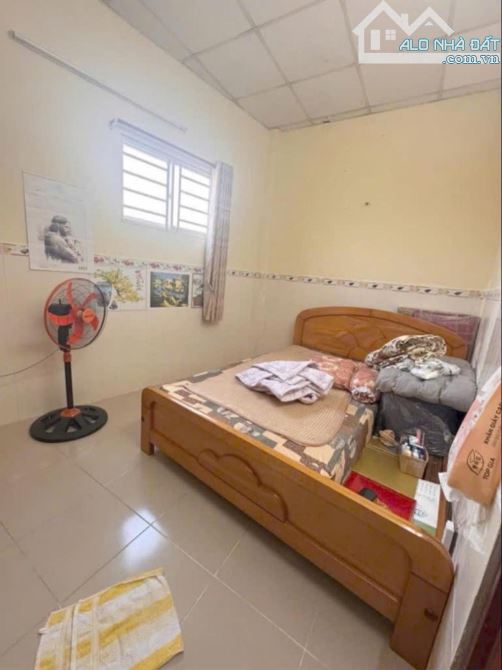 HÀNG HOT _ KỀ BÊN TÊN LỬA QUẬN 6 - TỈNH LỘ 10 - HẺM 4M THOÁNG - NHÀ 2 TẦNG - 50M² - - 4