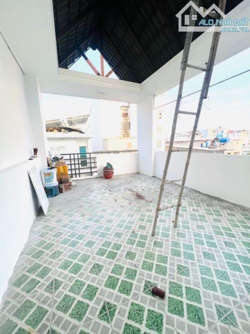 HẺM XE HƠI - NGAY LÊ ĐÌNH CẨN - BÌNH TÂN - 3 TẦNG - 66M2 - NHÀ MỚI - CHỈ 5 TỶ HƠN - 4