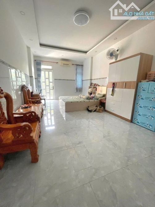 [TÂN PHÚ] TÔ HIỆU- HOÀ BÌNH- HXH 7M-NHÀ ĐÚC BTCT 4x22m- 1 trệt 2 lầu sân thượng- 9.x Tỷ - 4