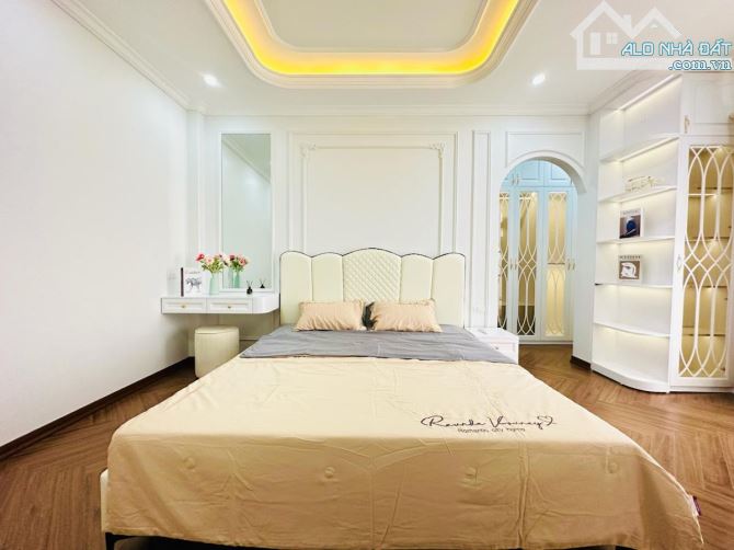 CỰC HIẾM HOÀNG HOA THÁM 9.5 Tỷ 45m 5T MT 6m ÔTÔ ĐỖ CỔNG MẶT TIỀN BỆ VỆ THIẾT KẾ ĐẲNG CẤP - 4