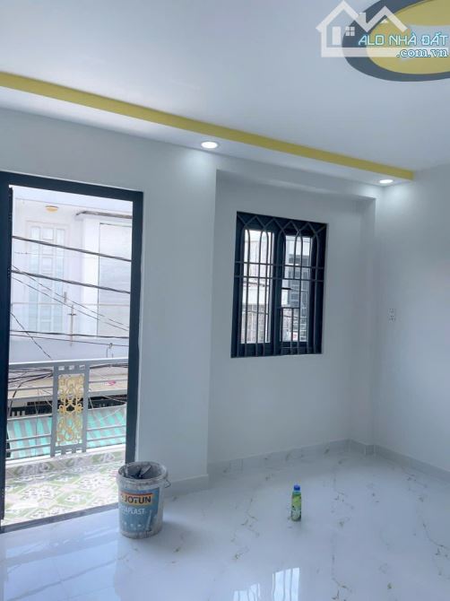 NHÀ ĐẸP 2 TẦNG – HẺM XE HƠI 5M – GIÁP TÂN PHÚ – NGAY NGÃ TƯ BỐN XÃ - 4