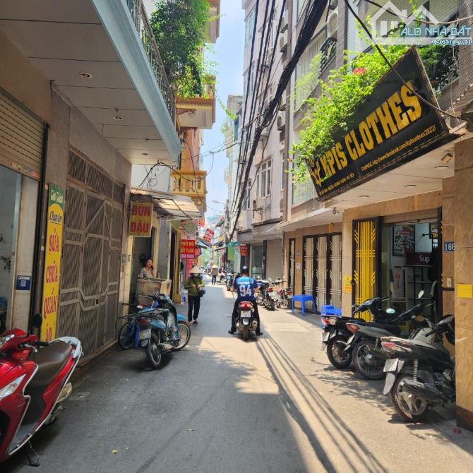 Hoàng Ngân 45m2,  5 tầng,  4 tầng, 1 nhà ra phố, oto tránh, Khu vực phát triển mạnh, giá đ - 4