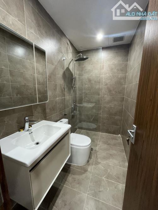 VĂN CAO 54Mx6 TẦNG THANG MÁY-MT6M - TT BA ĐÌNH-20M RA PHỐ- NHÀ ĐẸP-NGÕ ĐẸP-SỔ V-13TỶ - 5