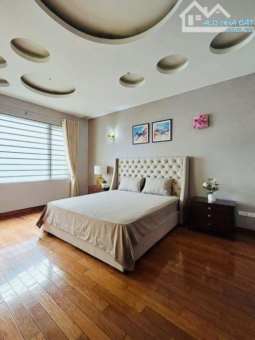 Nhà Biệt Thự Quan Chức Quận Tây Hồ, 210m2 Sân Vườn, Mặt Tiền 15m, An Ninh Tốt, 125 Tỷ - 5