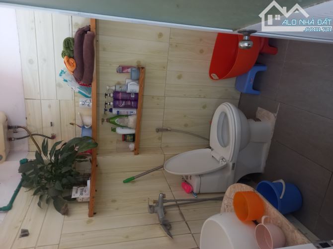 Nhà 50m xây độc lập, chưa qua đầu tư,oto đậu cổng,Thiên Lôi- Aeon mall chỉ 3ty - 5