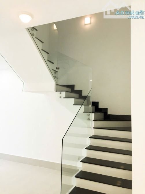 05m2 Nhà ngang 7m Compoud Liên Phường, 7x15 4PN4WC Hồ Bơi, 13Ty750 An Ninh, Cây Xanh, Gần - 5