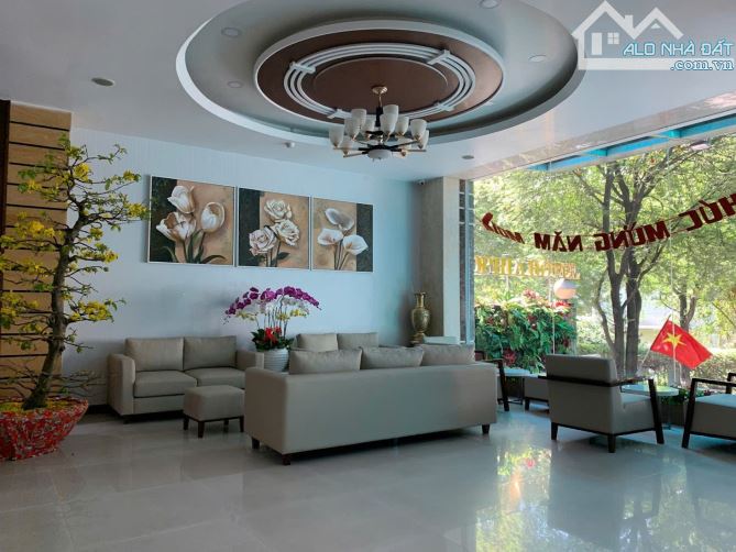 CẦN BÁN NHÀ ĐẸP – HẺM XE HƠI 10M – TRUNG TÂM QUẬN 3 DT: 4x16 KC: Trệt 2 Tầng GBans15,2 Tỷ - 5