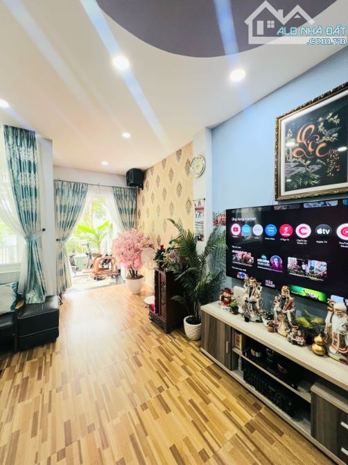 Chỉ 5.15 tỷ - Nhà mới 3 tầng - 80m2 - 5x16 - Mặt tiền khu phân lô ngay Vòng Xoay An Lạc - - 5