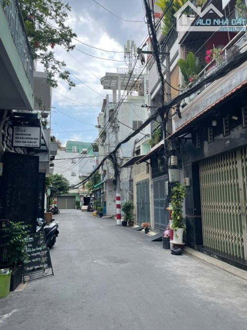 🏠 BÁN NHÀ 3 TẦNG – HẺM XE HƠI THÔNG THOÁNG Q.TÂN BÌNH   CHỈ 3.5 TỶ - 5