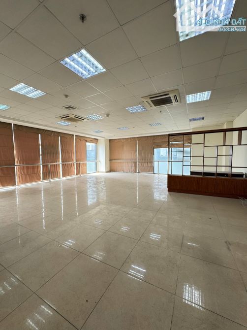 CHO THUÊ VĂN PHÒNG PHẠM VĂN ĐỒNG DT 30M2-45M-100M2 GIÁ TỪ 6 TRIỆU - 5