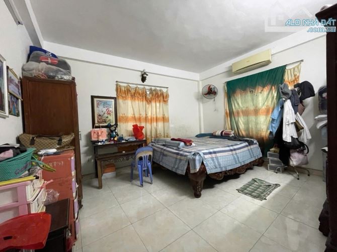 Mặt phố Lệ Mật - oto tránh - lô góc - 52m2 x 4 tầng giá 8.9 tỷ - 5