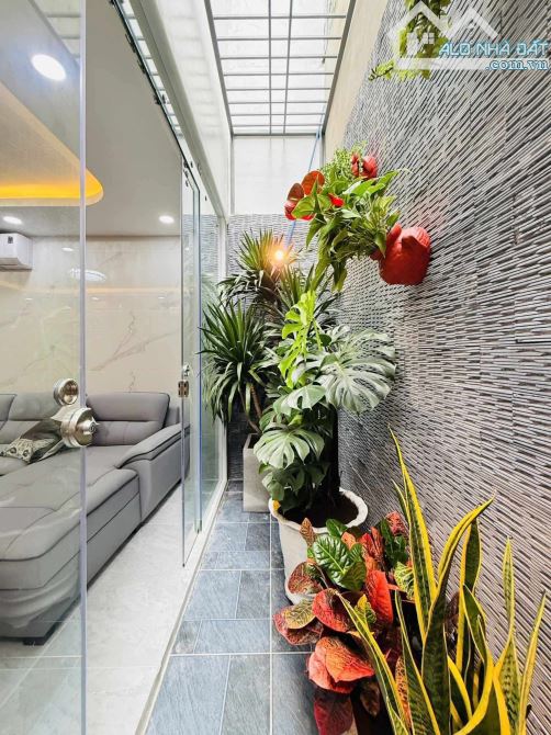 NHÀ PHỐ GÒ VẤP , THANG MÁY , HẺM XE TẢI THÔNG , TẶNG PHUN NỘI THẤT XỊN XÒ. - 5