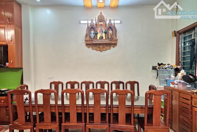 Nhà Đẹp , Ô tô Đỗ cửa,Nội thất cao cấp , phố Trần Bình , Mỹ Đình, DT 38m, 6t, 11 Tỷ x - 5
