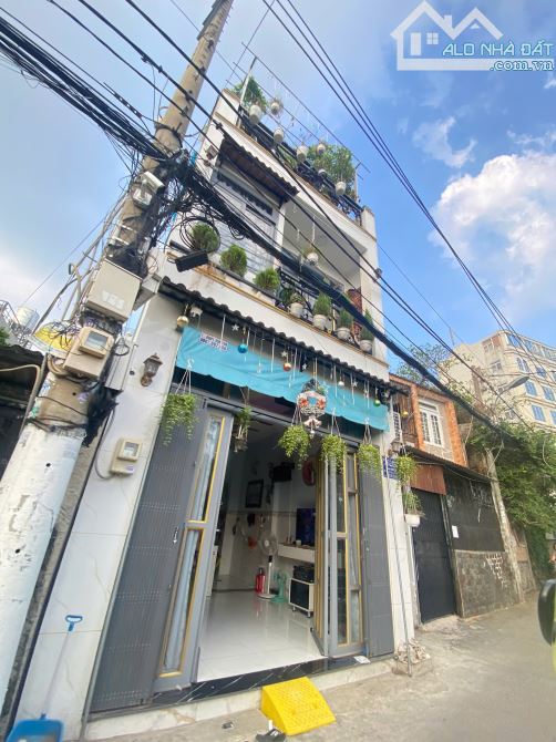 Bán nhà 3 tầng 1/ Phan Huy Ích - 4x10 - HXH 6m thông - Chỉ 4.x đồng TL - 5