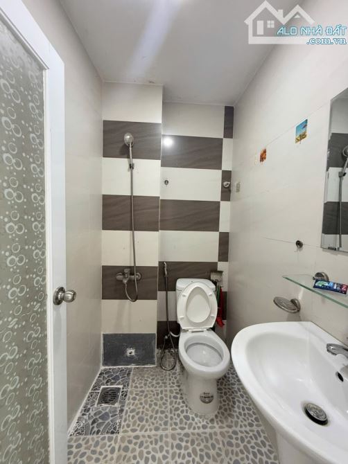 BÁN NHÀ 5 TẦNG, LÝ THÁI TỔ, P.10, Q.10 – CHỈ 5.85 TỶ - 5