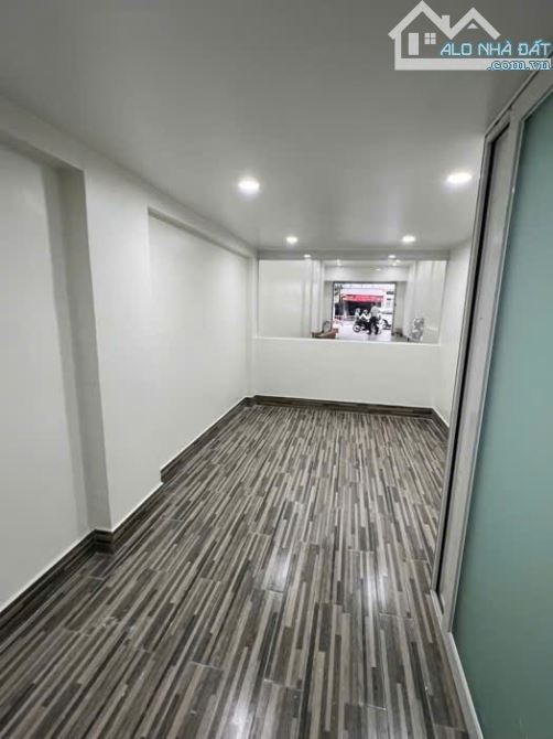 MẶT TIỀN KÊNH TÂN HOÁ - KINH DOANH TUYỆT VỜI - NHÀ C4 MỚI - 95M2 - GIÁ CHỈ 10.5 TỶ  +  Địa - 5