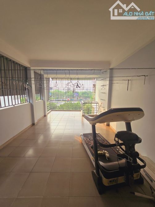 BÁN NHÀ NGUYỄN VĂN HUYÊN, Ô TÔ TRÁNH, KINH DOANH, THANG MÁY CHỜ, DT 66m x 5T, CHỈ 24.9TỶ - 5
