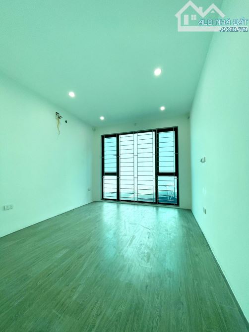 Ngõ Chợ Khâm Thiên Đống Đa. DT 24m2, 4 Tầng, Mặt Tiền 3.2. Giá 4.95 Tỷ - 5
