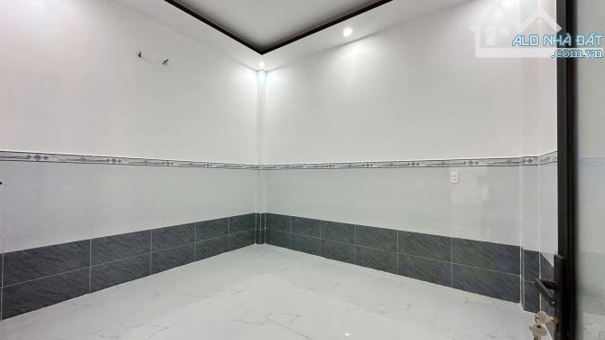Nhà thiết kế hiện đại 5x35 có sân đậu ô tô ngay chợ Trung Thành SHR. - 5