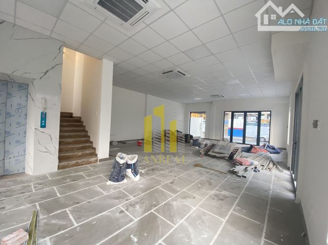CHO THUÊ CĂN GÓC SÀN TRỐNG - CÓ THANG MÁY GIÁ 65 TRIỆU - 5