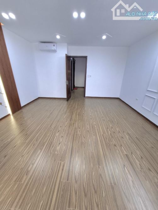 +HOA HẬU VƯƠNG THỪA VŨ  +56m 7 TẦNG THANG MY GIÁ 16.3TY - 5