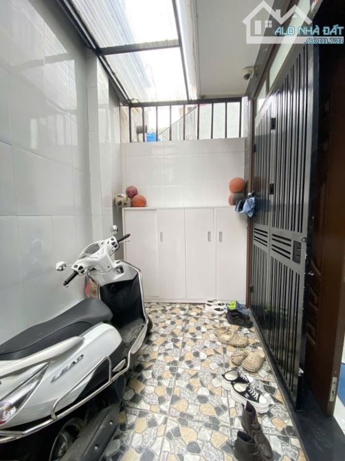 Bán nhà Phương Canh Nam Từ Liêm. DT 31/61m2, 5 tầng, ô tô ngay mặt phố. Giá 6.95 tỷ - 5