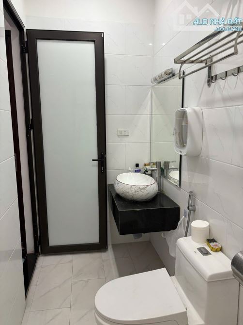 BÁN NHANH NHÀ PHỐ BỒ ĐỀ LONG BIÊN 32M2 6T Ô TÔ ĐỖ CỔNG NHỈNH 7 TỶ - 5
