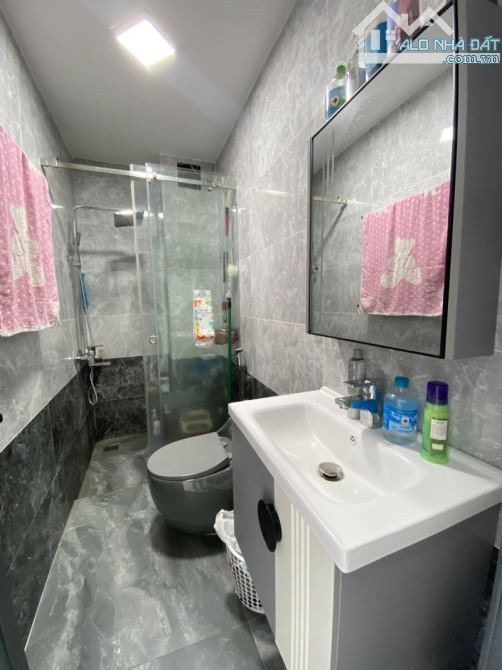 Bán Nhà Mặt Tiền Dương Quảng Hàm, P6, Gò Vấp, 16Tỷ - 5