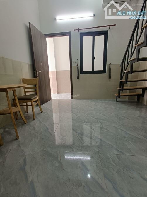 Bán CHDV 25 phòng, DT 168m2, sàn 403m2, đường Hàng Tre, P. Long Thạnh Mỹ, Q9 - 5