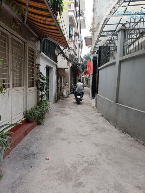 Lĩnh Nam – Vĩnh Hưng – Đông Thiên - NGÕ THÔNG - LÔ GÓC 3 THOÁNG - Ở LÀ SƯỚNG - 5
