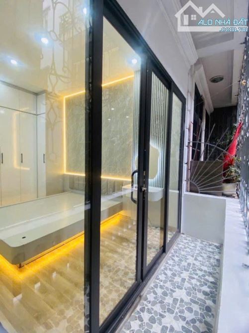 Láng- Nhà đẹp ở luôn - An sinh đỉnh - Ngõ rộng gần phố - Sổ nở hậu - Ban công thoáng sáng - 5