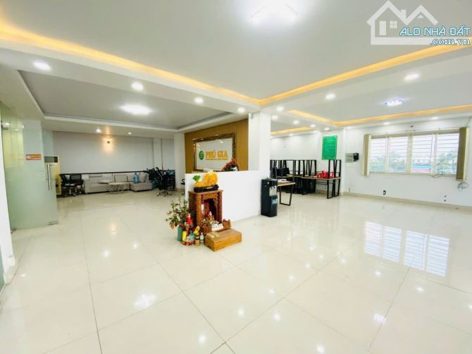TOÀ NHÀ MẶT TIỀN KINH DOANH ĐƯỜNG HÀ HUY GIÁP - NGAY NGÃ TƯ GA GIÁP GÒ VẤP - VỪA Ở VỪA KIN - 5