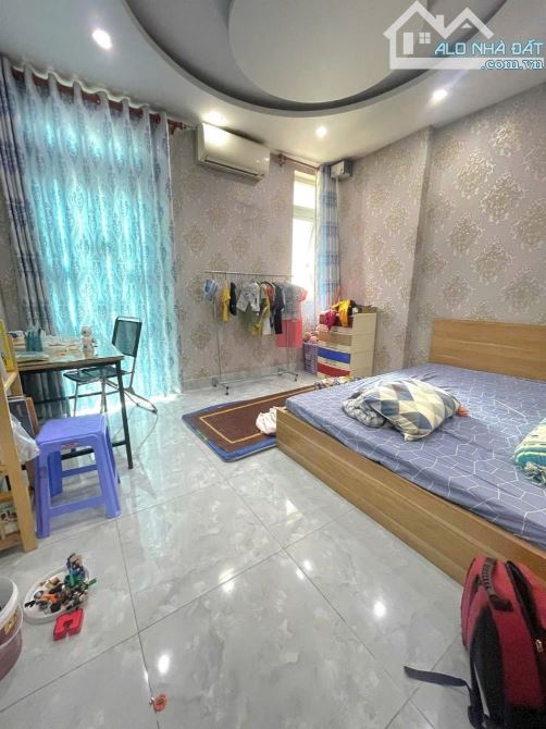 [TÂN PHÚ] TÔ HIỆU- HOÀ BÌNH- HXH 7M-NHÀ ĐÚC BTCT 4x22m- 1 trệt 2 lầu sân thượng- 9.x Tỷ - 5