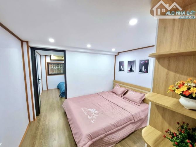 CHƯA ĐẾN 5 TỶ có ngay nhà rộng 42m tại ngã tư BẠCH MAI - PHỐ HUẾ - ĐẠI CỒ VIỆT - 6
