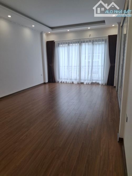 NGÕ THÔNG, Ô TÔ, 71M2X6T, MT4M,  MỚI KOONG,THANG MÁY,  Ở CỰC SƯỚNG, 17 TỶ - 6