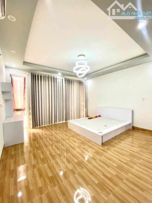 Cho thuê nhà 1 trệt 3 lầu, đường Nguyễn thị sáu, kdc 586, Cái răng - 6